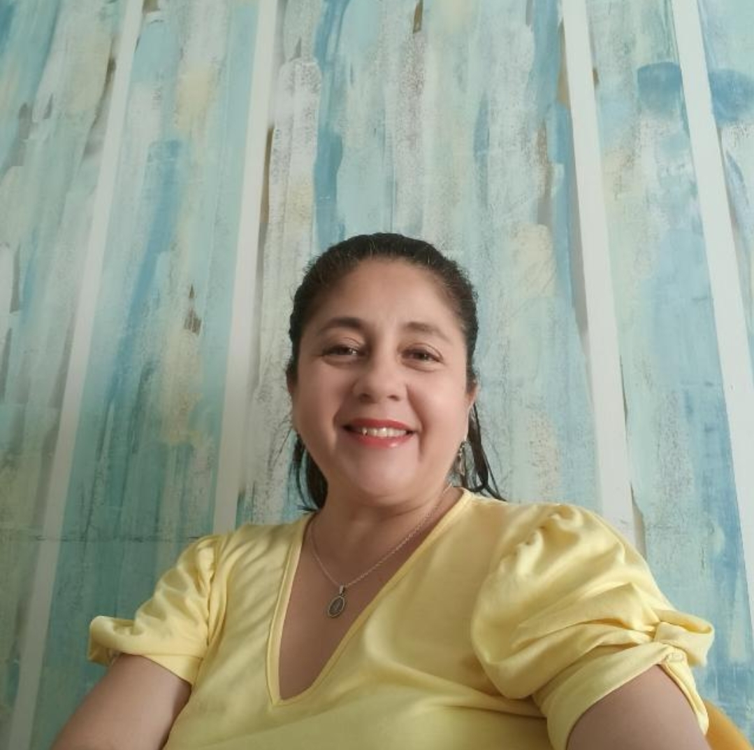 Giovana Ines